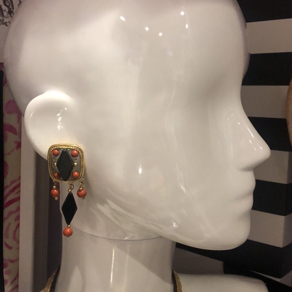 Vintage Michael Golan Onyx & Carnelian Earrings,NWT-Boutuque - Picture 9 of 11